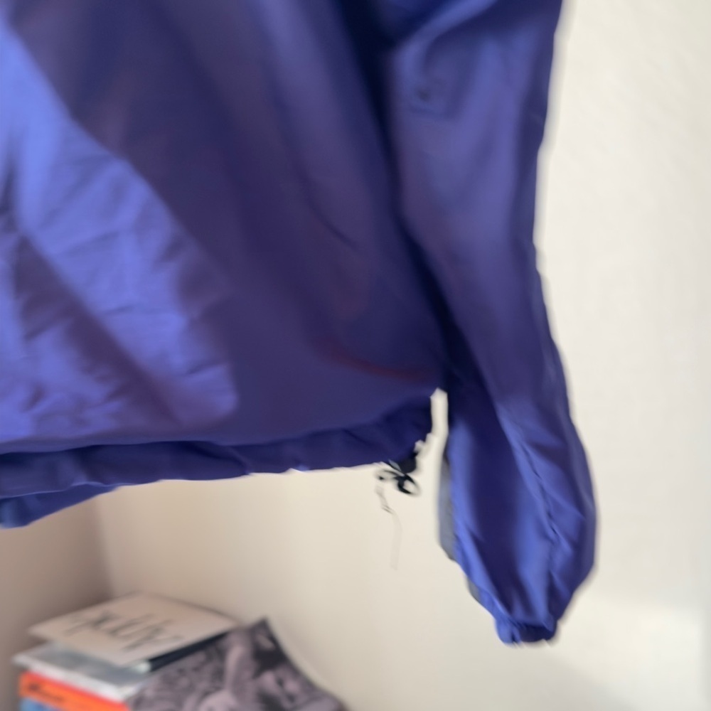 Vintage MEC Full Zip Insulated Jacket - Picture 12 of 15